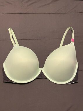 PINK Victoria's Secret Light Mint Smooth T-Shirt Bra